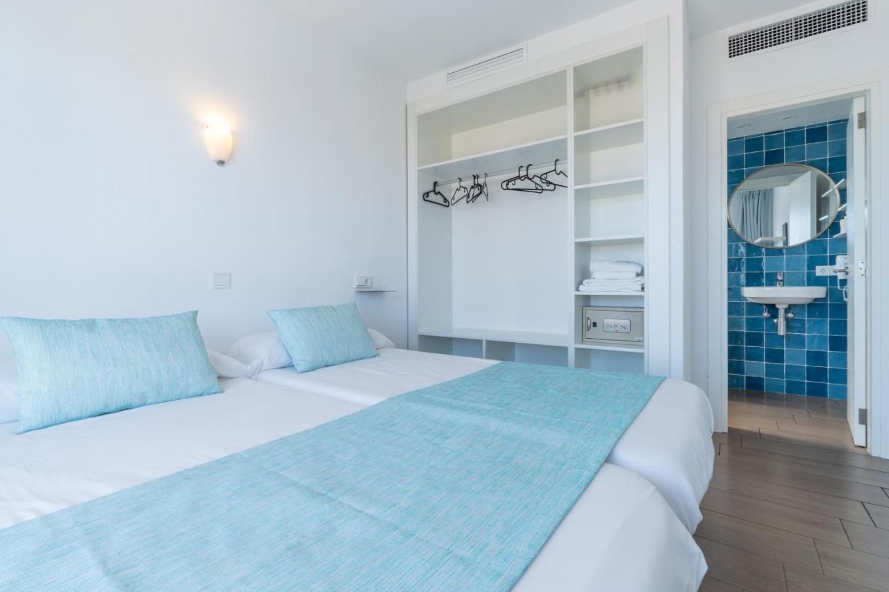 Apartaments La Perla Negra Cala Ratjada  Exterior foto